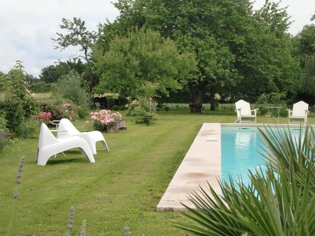 Du Cote De L'Ombriere Bed & Breakfast Geay  Exterior photo